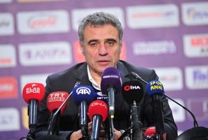 Ersun Yanal: Kadkydeki derbiler bizim bayrammz