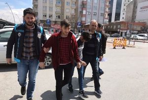 Montla emsiyeyle gizlendiler, yine de yakalandlar