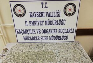 Polisin operasyonunda adeta hazine ele geirildi