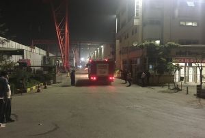 Tuzla tersanede askeri gemide yangn kt
