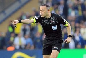 Fenerbahe'ye Cneyt akr 'VAR'