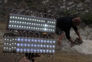 Suyun altnda elektrik retti