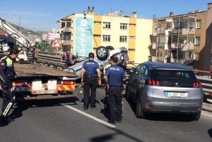 Kayseri'de iki otomobil arpt: 2 yaral