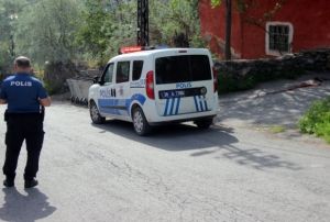 Kayseri'de 17 yandaki gen  baklanarak ldrld