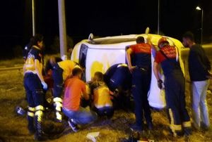 niversite rencileri kiralk otomobille kaza yapt: 1 l, 6 yaral