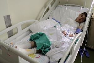 Yksek gerilim hatt az kalsn canndan ediyordu