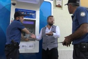 Kira parasn yutan ATM'yi paralad