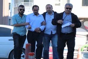 Annesini 40 yerinden baklayarak ldren sank
