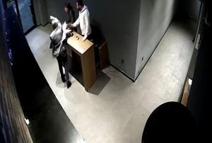 Patrondan alanlarna ayaa kalkmadn daya