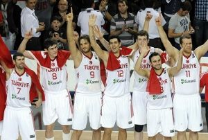 Milli takmla madalya kazanmaya devam etmek istiyorum