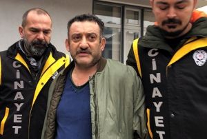Kargocuda eini ldren adam hakim karsnda