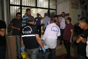 Astsubay karsn ve kaynbabasn ldrd, kaynvalidesini ar yaral