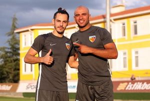 Abdennour ile Yasirden baar sz