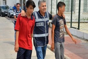 Hamile kediyi pitbullun azna atan ocuklardan ok szler