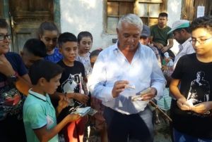Antalyal iadam mezarlk ziyareti yapanlar paraya bodu