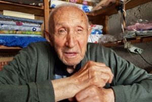 60 yllk manifaturac zamana direniyor