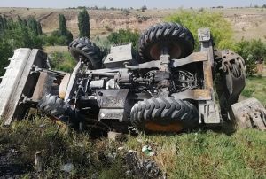 arampole devrilen i makinesi alev ald: 1 yaral