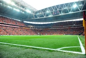 Galatasaray 52 bin taraftar ile bir adm nde!