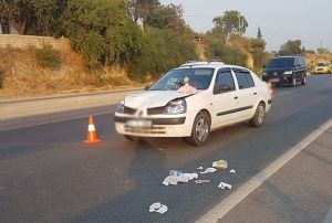 Yaya geidine 50 metre kala aracn altnda kalan kadn ld