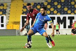 Bursaspor'da Seluk ahin bombas