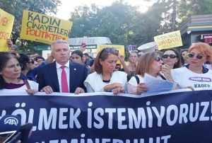  Nuray:Emine Bulutun haykr, hepimizin haykrdr