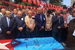 Zrhl aracn devrilmesi ile ehit olan polis son yolculuuna uurland