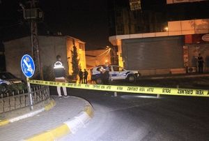 Minibslerin kavgasnda mermiler yad: 1 yaral
