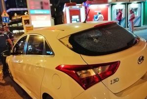 Kovaladklar otomobile kurun yadrdlar: 1'i ar 3 yaral