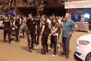 Bakl ve silahl kavga: 2 yaral