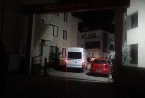 Babasnn tabancasyla oyun canndan etti