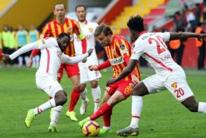  Kayserispor zmir'de siftah peinde