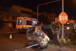 Trafik kazas: 1 l, 5 yaral