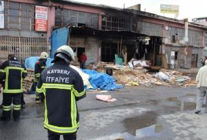 Kayseri'de marangozhanede yangn panii