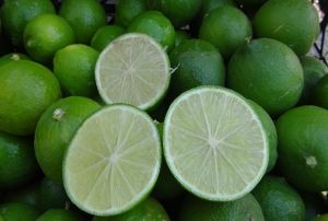 Bu limonun kilosu bahede 10, markette 45 lira