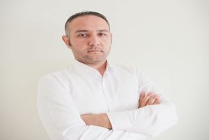 Hakan itmen'in Yeni Yazs ; sizlik Gerei