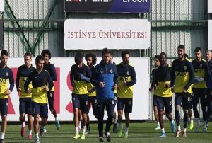 Fenerbahe'de hazrlklar sryor