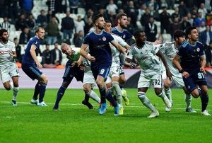  UEFA Avrupa Ligi: Beikta: 2 - Slovan Bratislava: 1