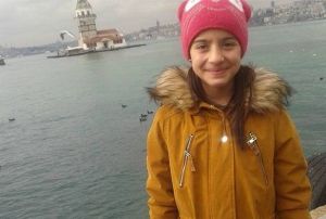 13 yandaki kz babasnn silahyla intihar etti