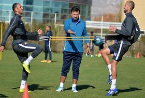 Kayserispor'da Umut Bulut ve amil inaz antrenmana kt