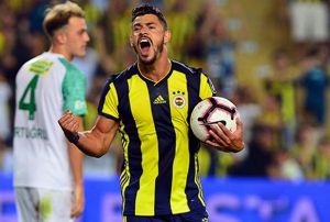 Fenerbahe Giuliano'yu mumla aryor