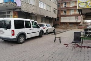 Yasland demir korkuluk krld, 2. kattan yere akld