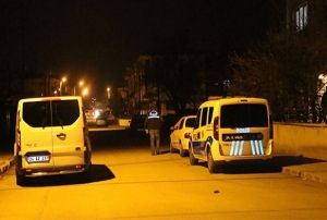 Kadnlarn bakl kavgas kanl bitti: 3 yaral