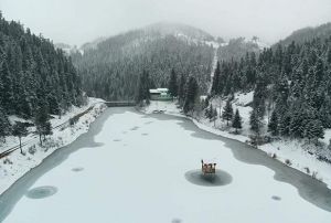 Doa harikas Akgl buz tuttu