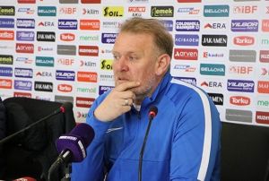 Prosinecki: Biz havlu atmyoruz, buradayz
