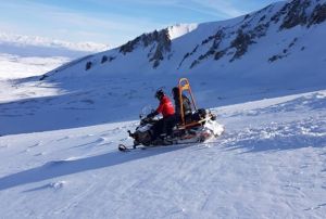 Erciyes'te mahsur kalan 2 dacy jandarma kurtard