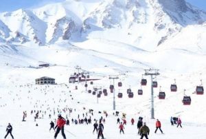 Kayseri'de youn tipi, Erciyes yolunu kapatt