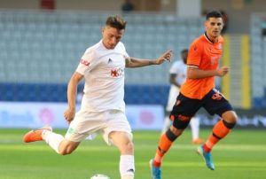 Lider Sivasspor, yarn Medipol Baakehir ile kozlarn paylaacak