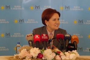  Akener partisindeki istifalara ilikin konutu