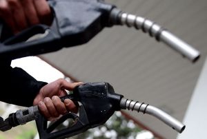Motorine beklenen indirim geldi