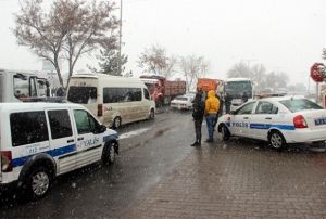 Kayseri'de 5 servis ve 1 tr arpt: 18 yaral